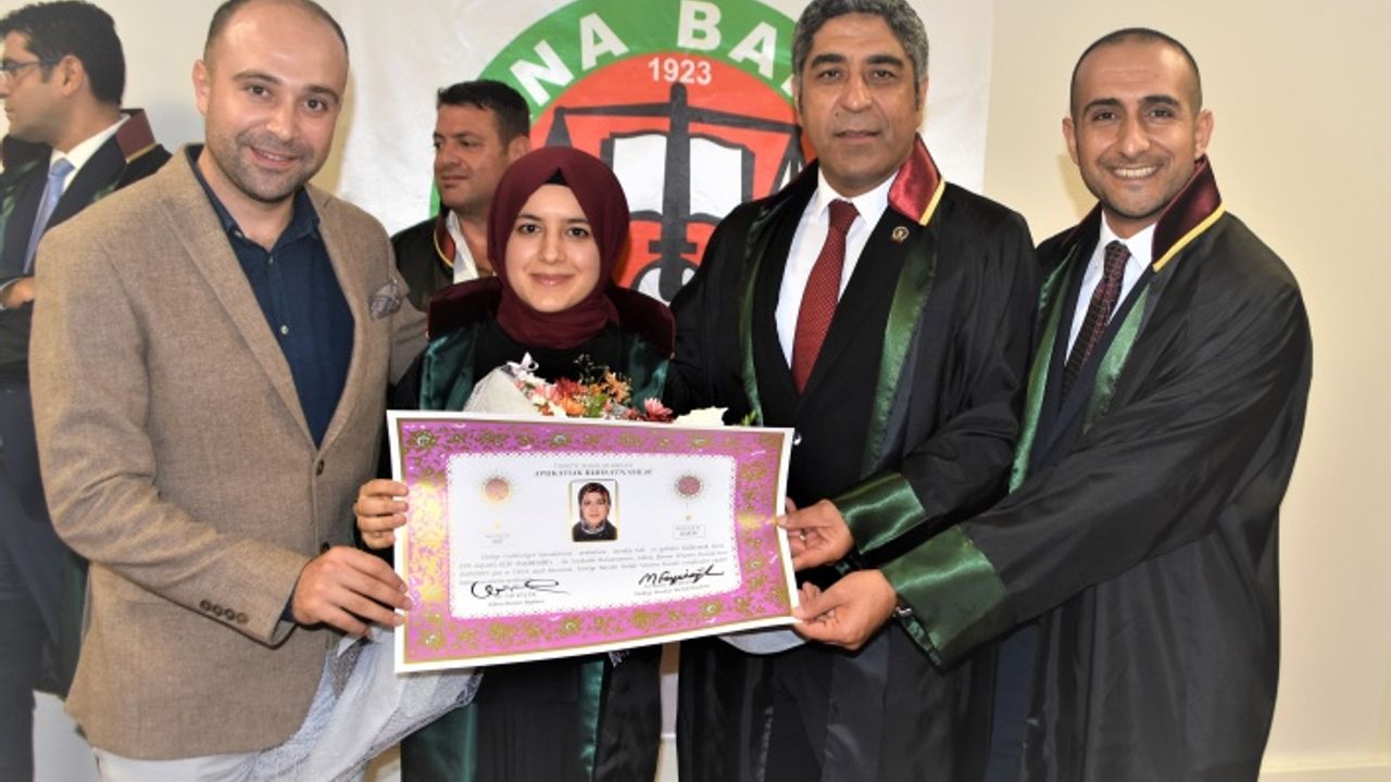 Stajyerler Avukatlığa adım attı