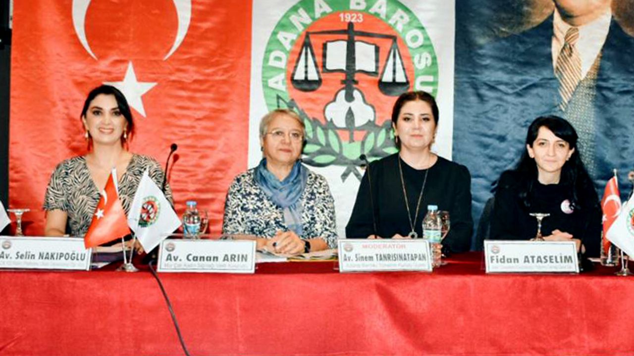 Kadınlar için adalet paneli