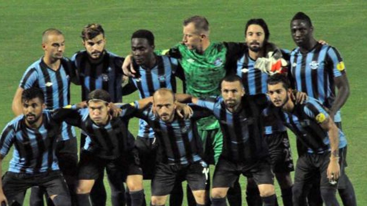 Adana Demirspor 1 puanla yetindi 1-1