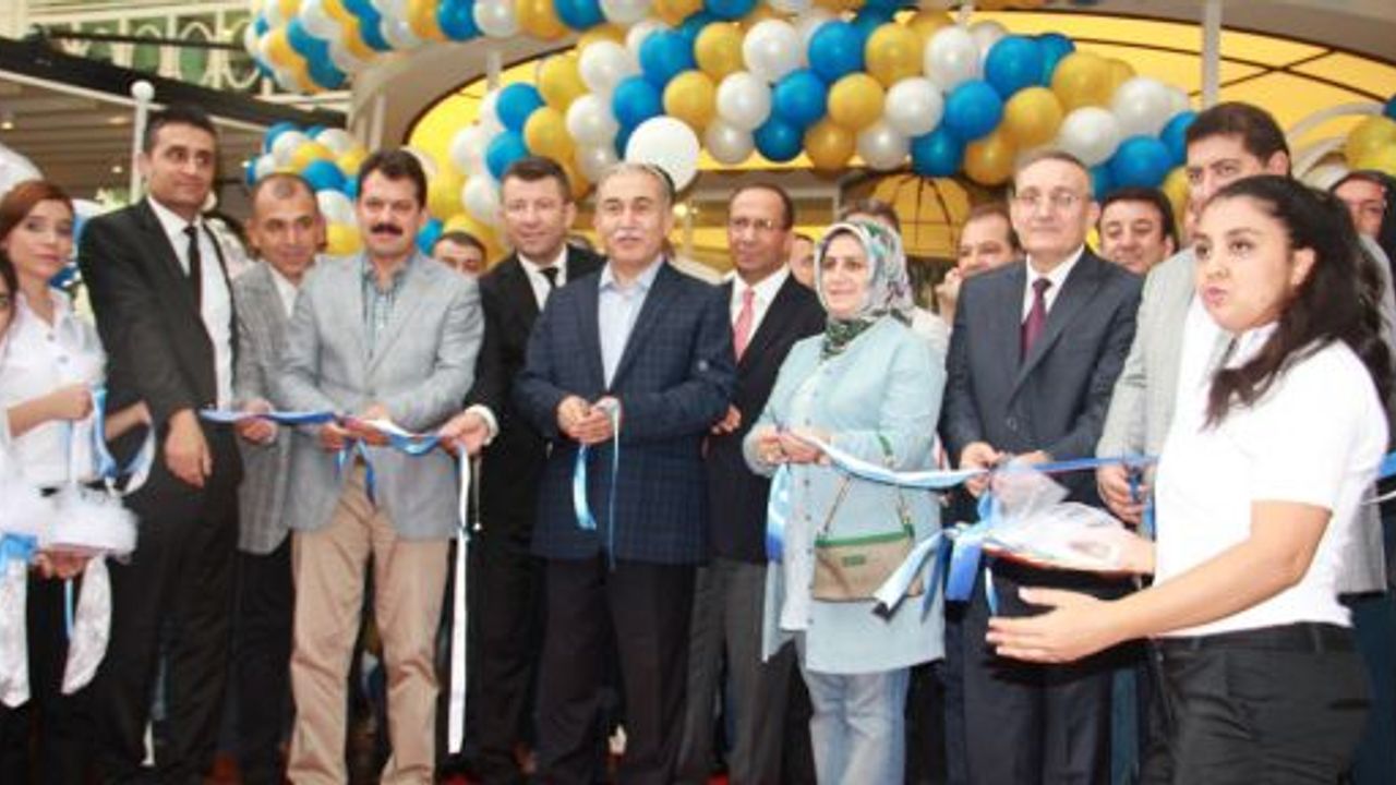 Ziyapaşa Bulvarı, Mado ile daha renkli