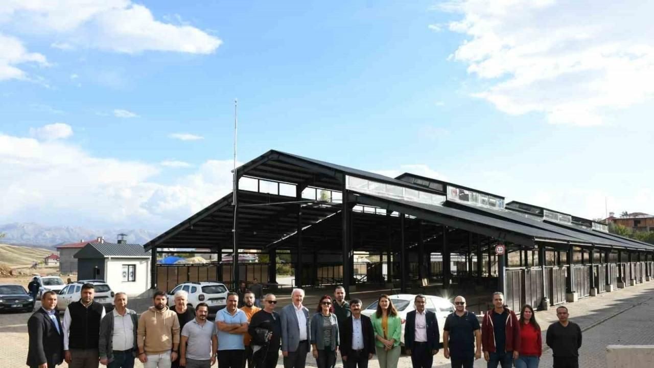 Tufanbeyli Belediyesi Yöresel Ürünler Pazarına kavuştu - Metropol Medya