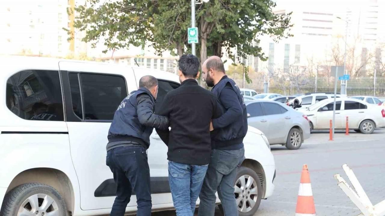 FETÖ’den Aranan İhraç Polis Memuru Yakalandı