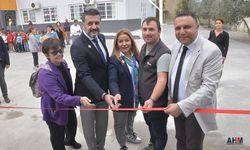 Adana Rotary Kulübü Üyeleri Okul Öğrencilerinin Yaşamını Kolaylaştırdı