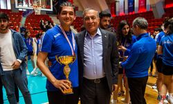 Seyhan Belediyespor'un Genç Voleybolcuları Başardı!