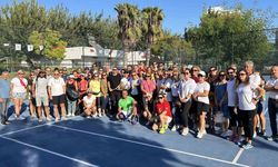 Muratpaşa’da tenis turnuvası başladı