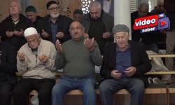 Adana’daki Camilerde Filistin İçin Dua Edildi