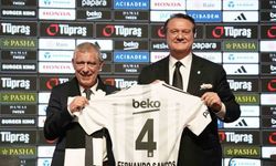 Beşiktaş’ta, Fernando Santos İmzayı Attı