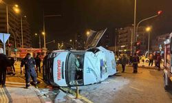 Mersin'de Can Pazarı! Ambulans İle Otomobil Çarpıştı!