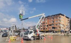 Toroslar EDAŞ’tan Deprem Bölgesine Asrın Elektrik Dağıtımı