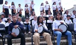 Öğrenci Müzik Grubu İlk Konserini Verdi