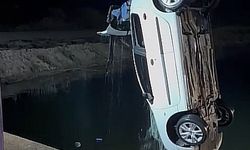 Otomobil Köprüden Suya Uçtu: 2 Ölü