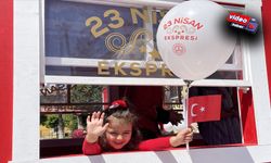 Adana’da Çocukların ’23 Nisan Ekspresi’ Coşkusu