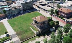 Ceyhan’da belediyeye hibe edilen tarihi ’Güleçyüz Konak’ restore edilip sosyal tesis olarak kullanılacak