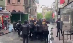 Taksim’e Çıkmak İsteyen Gruba Polis Müdahalesi