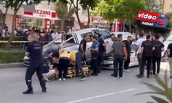 Adana’da Kamyonet Polis Aracının Üzerine Uçtu!