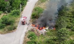 Yol Kenarına Bırakılan Atıklar Yangına Sebep Oldu