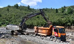 Yağış Sonrası Oluşan Hasarın İzleri Siliniyor