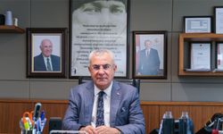 "Demokrasi Ve Milli İradeye Sahip Çıkmak Boynumuzun Borcu"