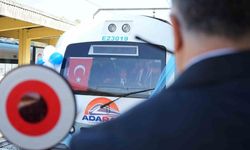 8 Yıl Aradan Sonra Yeni Vagonuyla ADARAY Hizmete Sunuldu