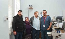 Doktordan Anne, Baba Ve Oğluna Katarak Ameliyatı