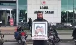 Adana Adliyesi Önünde Boşanma Eylemi