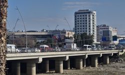 Girne Köprüsü'nde Hafta Sonu Trafik Yoğunluğu