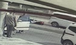 Motosikletle Hafif Ticari Aracın Çarpıştığı Kaza Kamerada