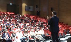 Genç İletişimciler Türkçe Seminerindeydi