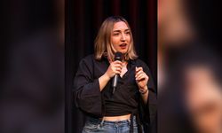 Özge Özel “Yeni Doküman” ile Adana’da Sahne Alacak