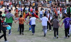 Yetim Çocukların Yüzü Adana İHH’nın Etkinliğiyle Güldü