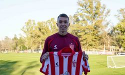 Fernando Muslera, Estudiantes’e İmza Attı