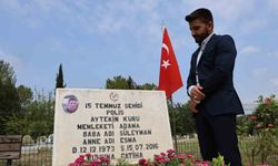Adana’da Şehit Mezarlığında Konuştu: “Her Yalan, 251 Şehide Atılmış Kurşundur!”