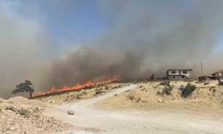 Dakika Dakika Yangın! Alevler Yerleşim Alanlarına Dayandı
