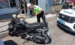 Devlet Aracı Kaza Yaptı: 2 Kişi Hastaneye Sevk Edildi