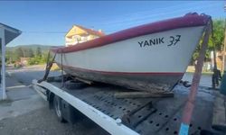 Dik Yokuş, Dar Viraj: Bu Tekne Karada Yol Aldı!