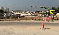 Seyhan’daki İnşaat, Trafikte Felakete Davetiye Çıkardı! Ters Şeritte Tehlikeli Anlar