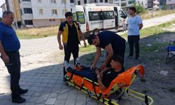 Yine Aynı Nokta, Yine Kaza! Bu Kez Kurye Yaralandı
