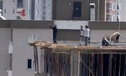Metrelerce Yukarıda Halay! Adana’daki 10 Katlı İnşaatta Şaşırtan Anlar