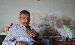 Adana’da Engelli Adamın Tek Dostu Oldu: Sincap Kibar!