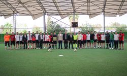 Adana Barosu’ndan Anlamlı Turnuva: Şampiyon Adaletgücü Kupayı Kaldırdı!