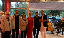 Adana’da Sanat Rüzgârı: Elaris Art Galeri Kapılarını Görkemli Bir Törenle Açtı!