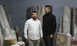 Adana'da halıdan servet çıktı: Dürüst çalışandan örnek davranış