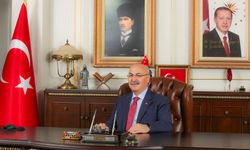 Vali Köşger’den Duygulandıran 10 Kasım Mesajı: “Cumhuriyet En Büyük Eserdir!”