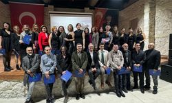 AFAD’dan Yılın Son Sergisi: “Geç Kalanlar” Sanatseverlerle Buluştu