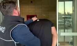 Polisin Nefes Kesen Takibi! 11 Yıl Cezası Olan Firari Saklandığı Evde Yakalandı