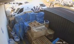 Adana'da bir kişinin bıçaklanarak öldürüldüğü olayın kamera kayıtları ortaya çıktı