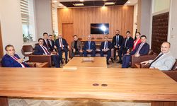 Adana’da Kritik Ziyaret! HSK Üyeleri Baro Başkanı ile Bir Araya Geldi