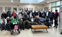 Adana’da Yürek Isıtan Buluşma: Gençlerden Huzurevine Anlamlı Ziyaret!