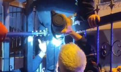 Korkuluk Demiri Bacağına Saplandı!