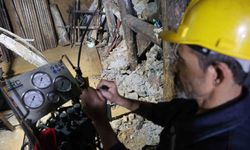 700 Metre Altında Yaşam Mücadelesi! Feke’de Çinko Üreten Madencilerin Zorlu Mesaisi